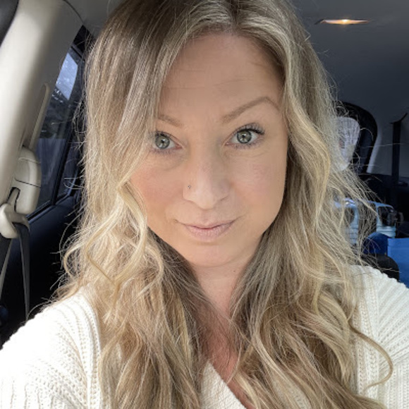 Meet your Posher, Leanne - Picture 1 of 1